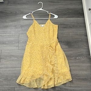 Cute dress!